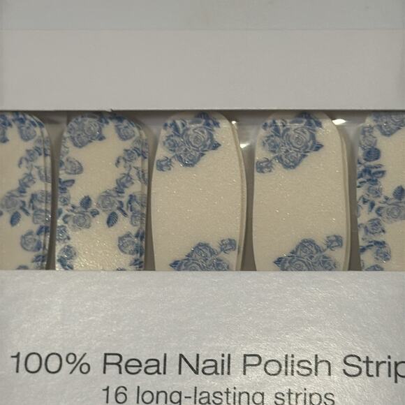 NWT Color Street "Floral of the Story" Nail Strips - Picture 1 of 5